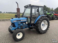 Schlepper / Traktor Ford 4830 16-speed dual power