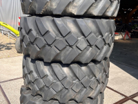 Räder, Reifen, Felgen & Distanzringe BKT 445/65R22.5 Multimax 4 stuks