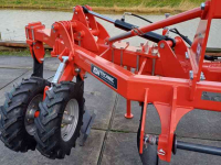 Tiefenlockerer ADV Technik woeler in V vorm