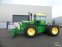 Schlepper / Traktor John Deere 7520