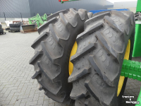 Schlepper / Traktor John Deere 7520