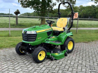 Aufsitzrasenmäher John Deere X948 Zitmaaier