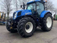 Schlepper / Traktoren New Holland T7.210