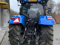 Schlepper / Traktor New Holland T6.145 EC + NH TL 740 voorlader / frontlader