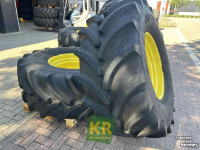 Räder, Reifen, Felgen & Distanzringe Vredestein 600/70R28 Traxion
