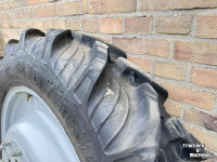 Räder, Reifen, Felgen & Distanzringe Taurus 270/95R32 / 270/95R48 80%