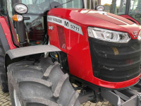Schlepper / Traktoren Massey Ferguson 5711 M Tractor