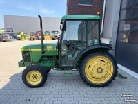 Schlepper / Traktor John Deere 5300N
