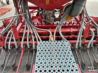 Sämaschine-Kombination Kverneland Pneumatic DE-S Zaaicombinatie  Met Lely Rotorkopeg