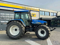 Schlepper / Traktor New Holland TM155 Power command