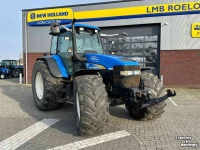 Schlepper / Traktor New Holland TM155 Power command