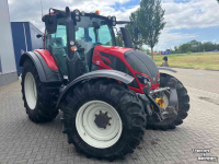 Schlepper / Traktor Valtra N134
