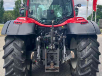Schlepper / Traktor Valtra N134
