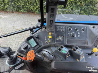 Schlepper / Traktor New Holland TM190