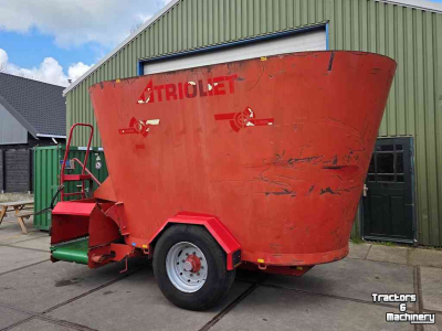 Futtermischwagen Vertikal Trioliet Solomix 1600 VLL