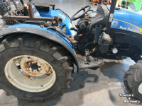 Schlepper / Traktor New Holland T 3040