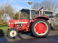 Schlepper / Traktor International 523