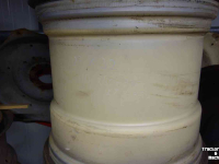 Räder, Reifen, Felgen & Distanzringe  W27X32 10-281-335 ET -/- 35 Velgen / Velg