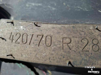 Räder, Reifen, Felgen & Distanzringe Mitas 420/70R28