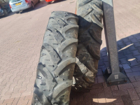 Schlepper / Traktor Fendt CULTUURWIEL 270/95R38