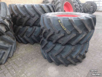 Räder, Reifen, Felgen & Distanzringe Trelleborg 710/70R38 600/65R28