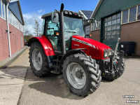 Schlepper / Traktor Massey Ferguson 5445