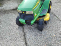 Aufsitzrasenmäher John Deere zitmaaier LT 133