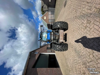 Schlepper / Traktoren New Holland TM- 165   Ultra