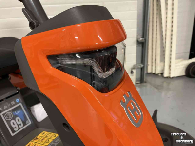 Aufsitzrasenmäher Husqvarna Husqvarna R316TSX AWD! Nieuw! Kawasaki motor!
