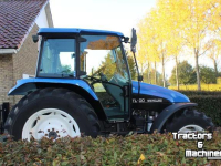 Schlepper / Traktor New Holland ONBEKEND TL 100