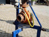 Beregnungs Rohre / Schlauche  Beregeningsinstallatie / Beregeningsset met beregeningsbuizen, haspel en beregeningspomp