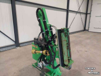 Mähausleger mit Schlegelmäher  Frontoni Butterfly 350