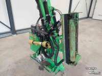 Mähausleger mit Schlegelmäher  Frontoni Butterfly 350