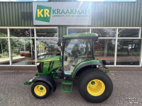 Obsttraktor John Deere 4066R