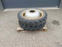 Räder, Reifen, Felgen & Distanzringe Case-IH Cultuur wielen 9.5 R32