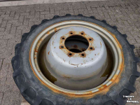 Räder, Reifen, Felgen & Distanzringe Case-IH Cultuur wielen 9.5 R32