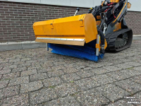 Sonstige Reinigungs- und Kehrmaschinen und Zubehör Giant veegmachine mini 120cm