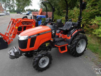 Gartentraktoren TAFE Compact trekker 6028M