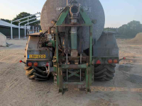 Gülletankwagen / Güllefässer Peecon 15000