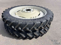 Räder, Reifen, Felgen & Distanzringe BKT 300/95 R52 270/95 R38