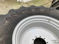 Räder, Reifen, Felgen & Distanzringe Continental 900/60R38