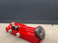 Schlegelmulchgeräte YT Agri Nieuwe YT agri Klepelmaaiers 240 cm slechts € 3250,- ex btw
