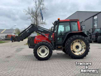 Schlepper / Traktor Valtra 6650 Hitech voorlader, vloeistokoppeling