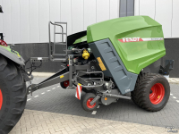 Pressen Fendt Rotana 130F xtra, ideaal voor wegbermen