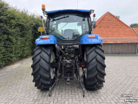 Schlepper / Traktor New Holland T6020