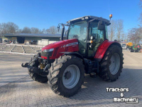 Schlepper / Traktor Massey Ferguson 5613  EFFICIENT
