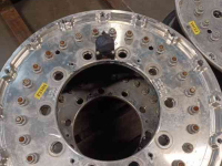 Räder, Reifen, Felgen & Distanzringe  Hutchinson Aluminium Velgen 395/80 20
