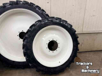 Räder, Reifen, Felgen & Distanzringe BKT 270/95 R54 + 270/95 R38 op velg 1.80m spoor