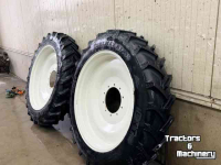 Räder, Reifen, Felgen & Distanzringe BKT 270/95 R54 + 270/95 R38 op velg 1.80m spoor
