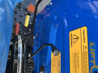 Schlepper / Traktor New Holland TT75
